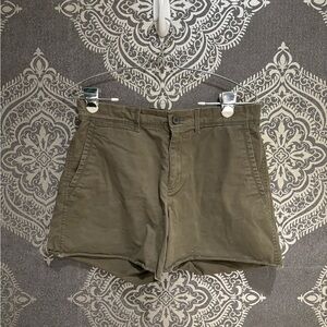 Banana Republic Women’s Green Flat Front Shorts